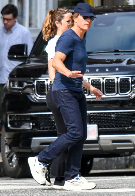 Tom Cruise and Ana de Armas Relationship